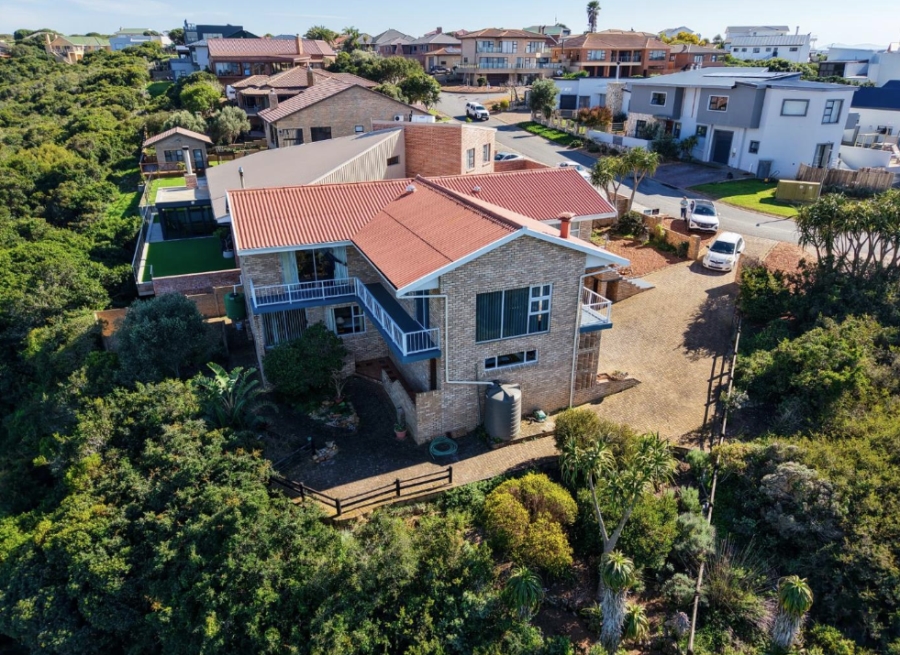 3 Bedroom Property for Sale in Stilbaai Wes Western Cape